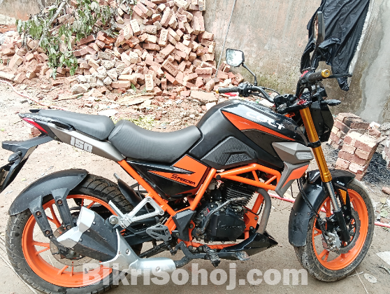 Speeder Colt 150